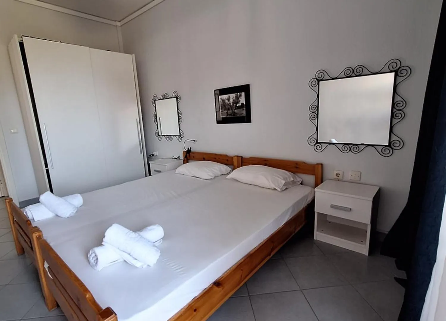 Family Apartment Near The Sea Hanioti 0*,