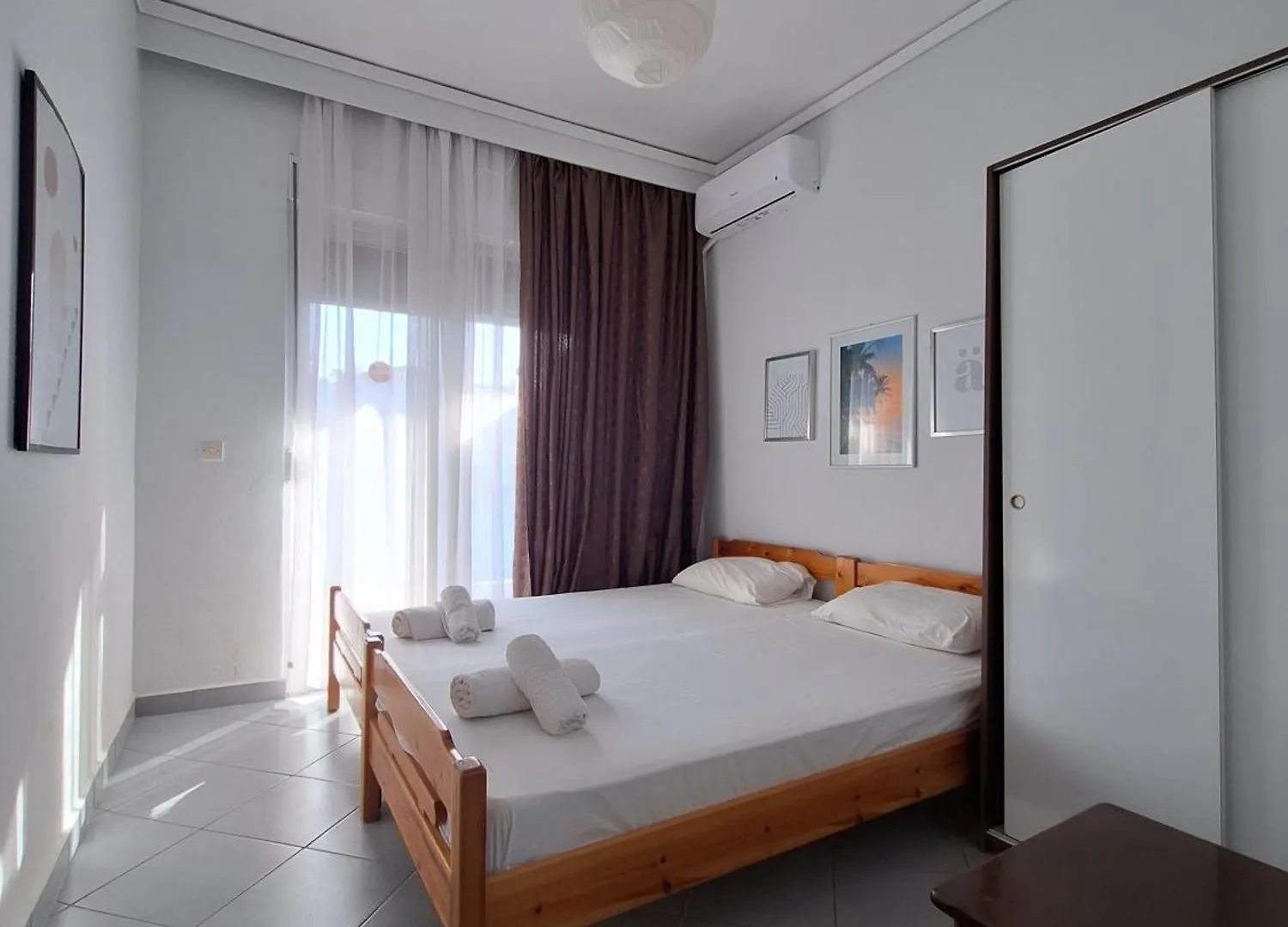 Family Apartment Near The Sea Hanioti Greece
